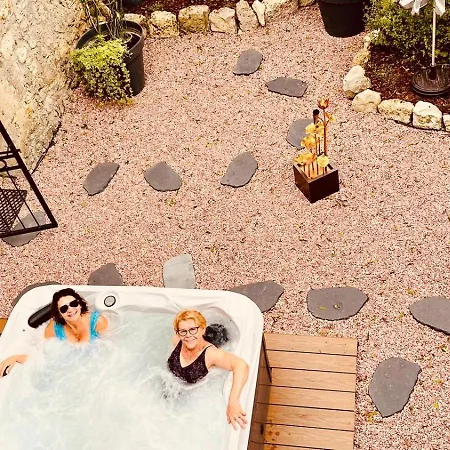 Le Clos Cecile'ann 3*