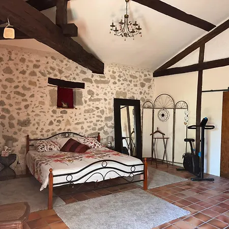 Le Clos Cecile'ann Panzió